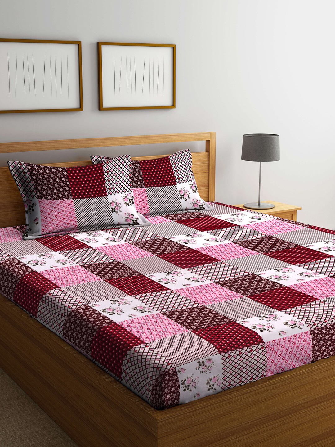 

Arrabi White & Pink Floral 300 TC King Bedsheet with 2 Pillow Covers