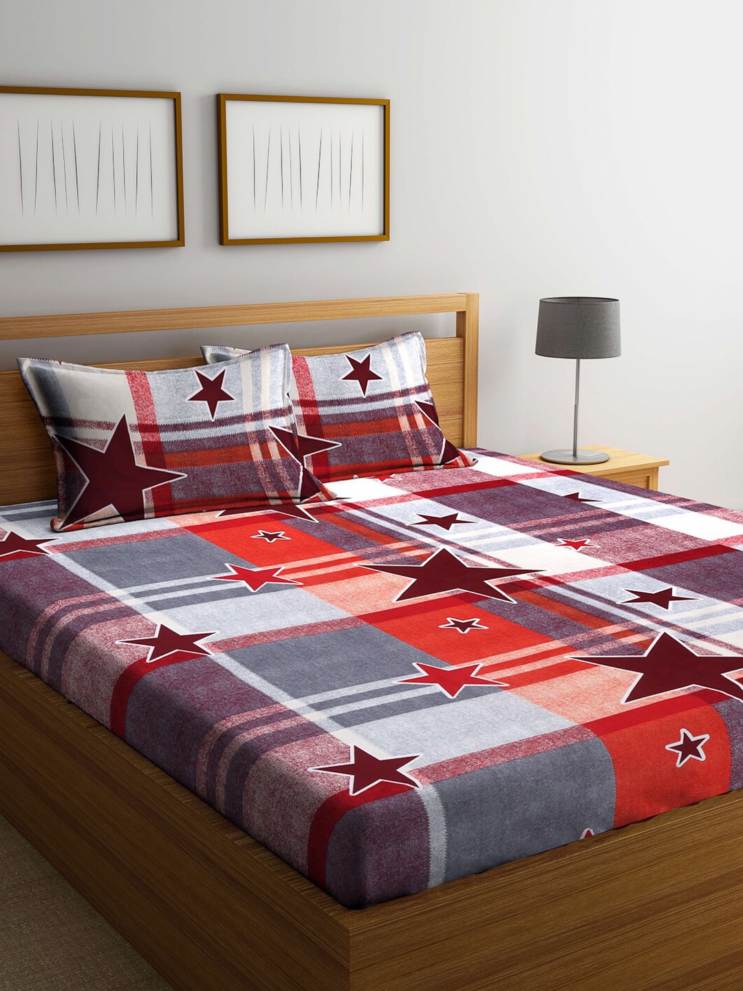 

Arrabi Red & Grey Graphic 300 TC King Bedsheet with 2 Pillow Covers