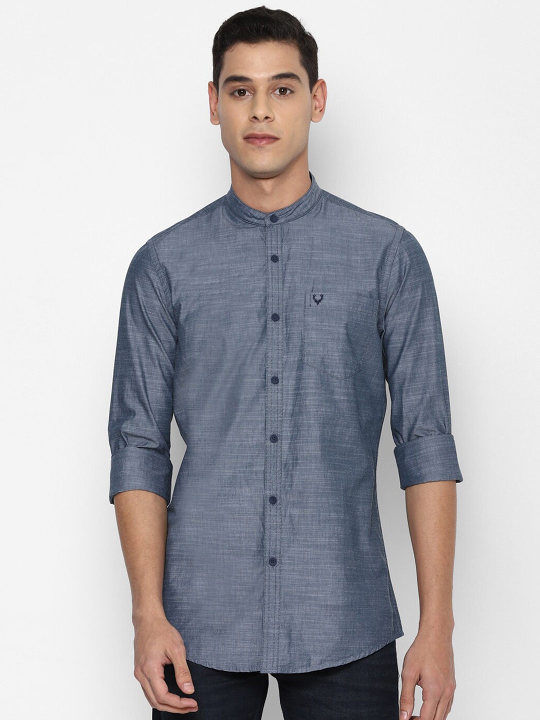 

Allen Solly Sport Men Blue Opaque Casual Pure Cotton Chambray Shirt