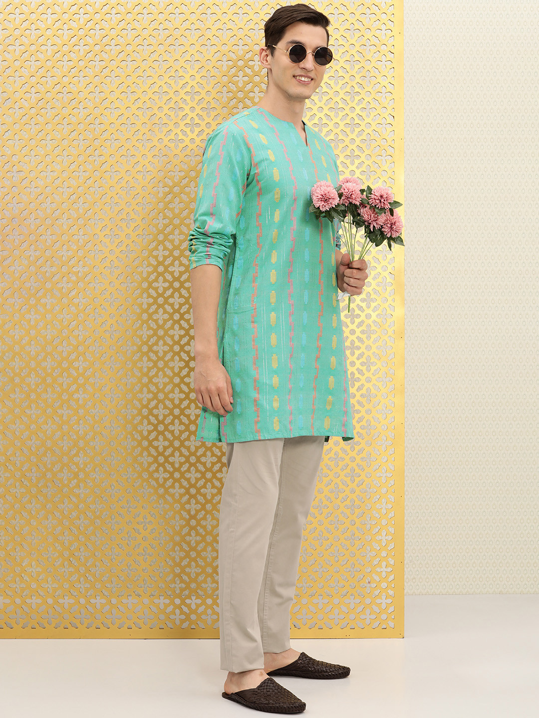 

Ode by House of Pataudi Men Turquoise Blue & Yellow Woven Design Rozana Kurta