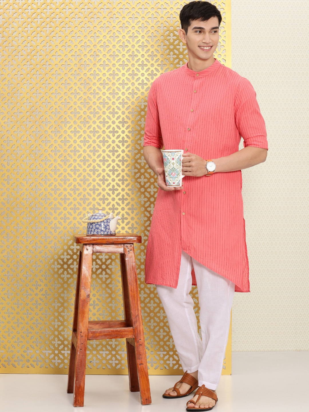 

Ode by House of Pataudi Men Pink & White Striped Pure Cotton Kurta Set
