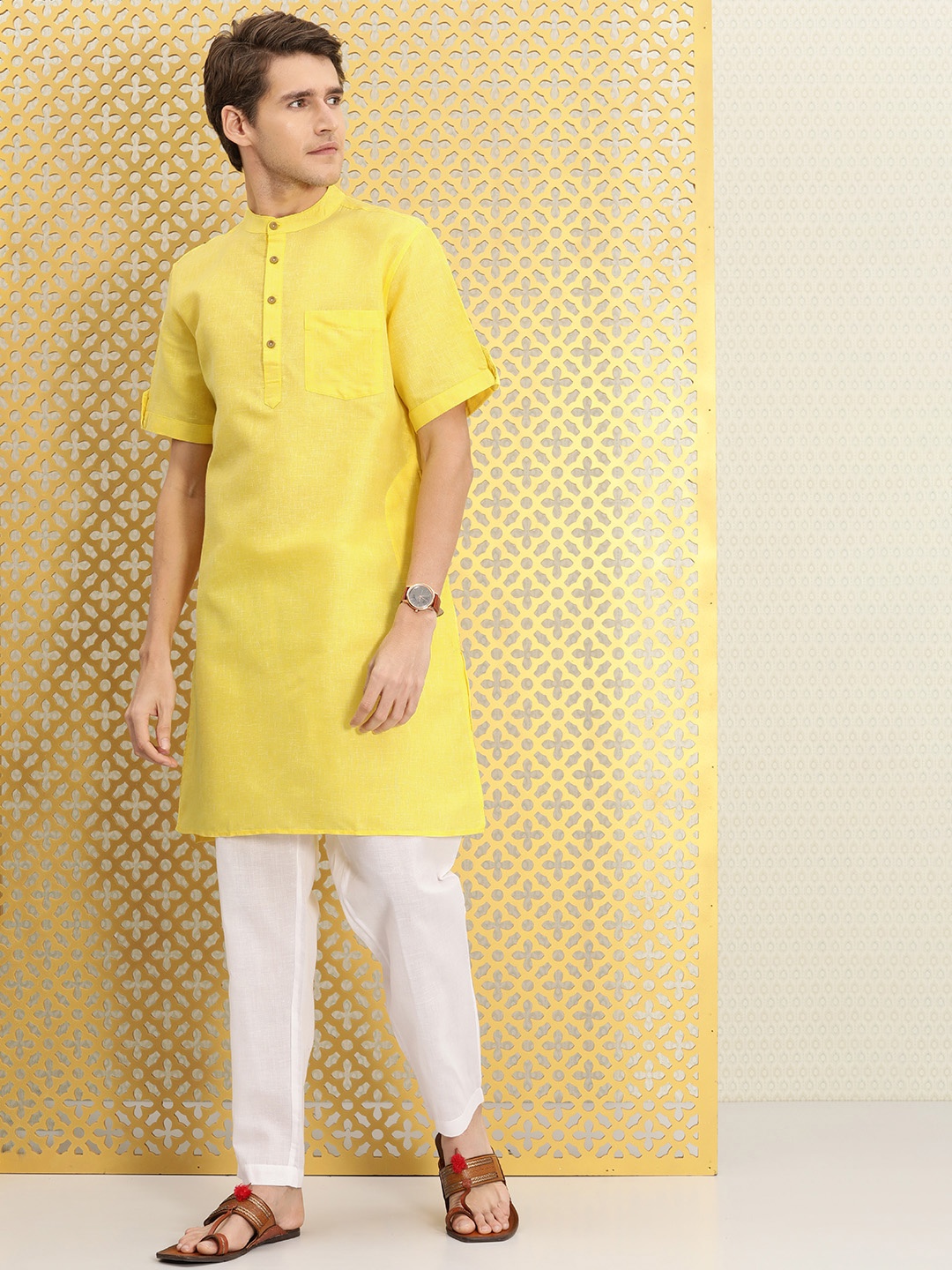 

Ode by House of Pataudi Men Yellow & White Mandarin Collar Straight Kurta with Pyjamas