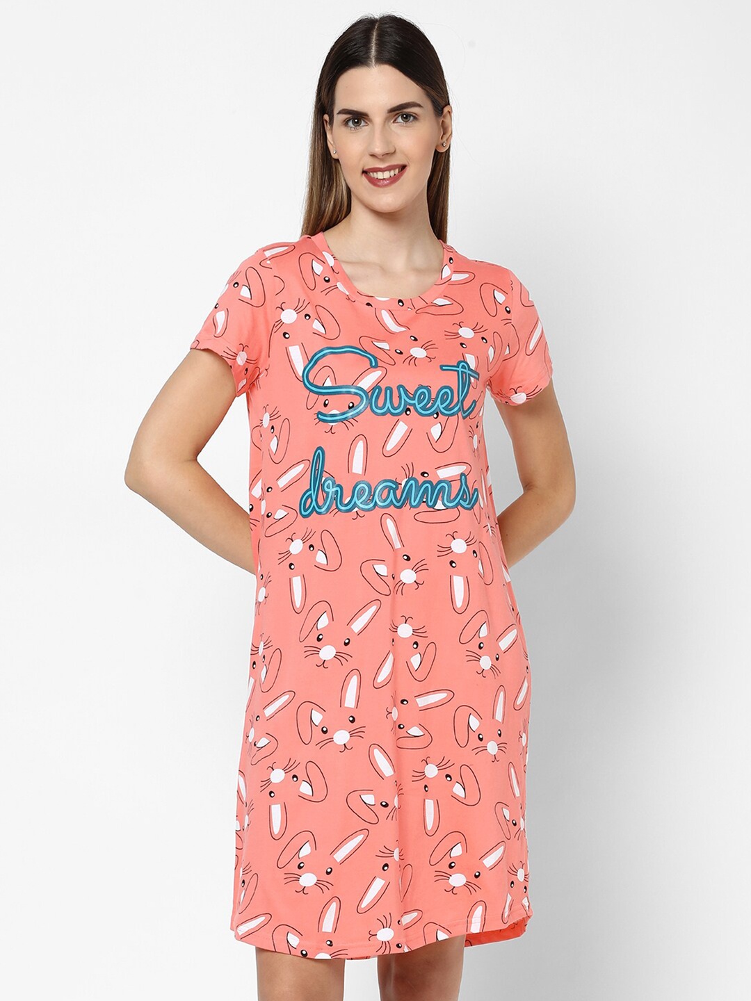 

evolove Peach-Coloured Printed Nightdress