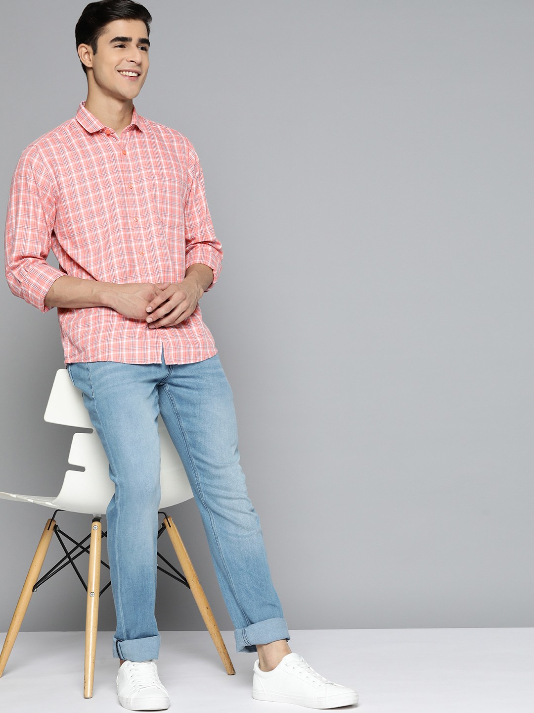 

Mast & Harbour Men Pink Pure Cotton Tartan Checks Casual Shirt
