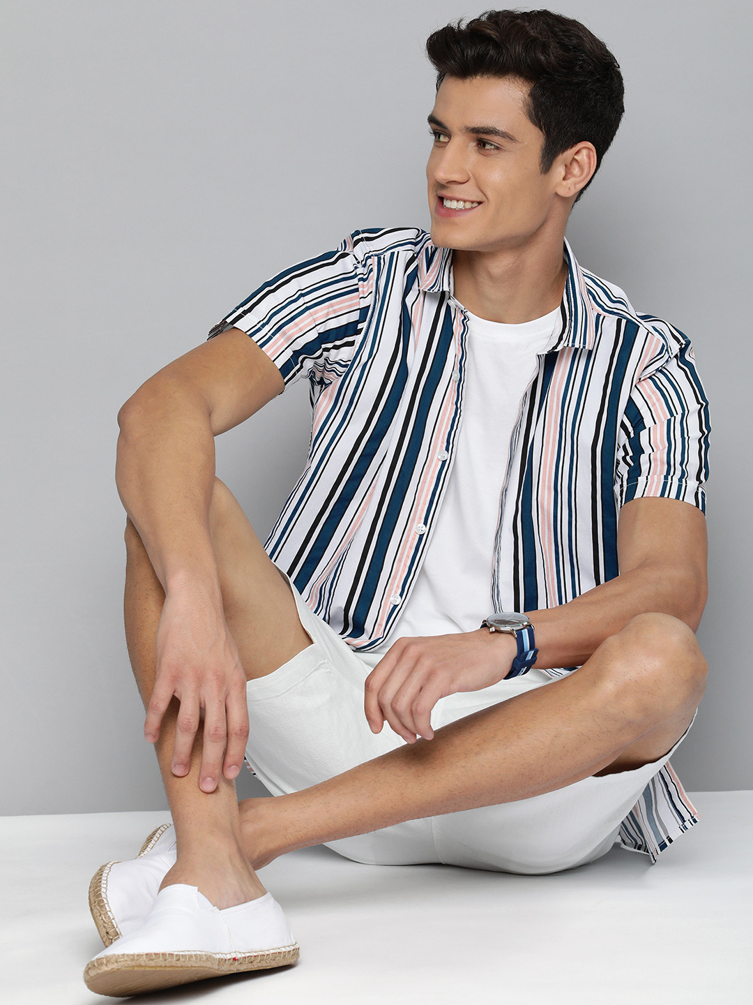 

Mast & Harbour Men White & Teal Blue Striped Casual Shirt