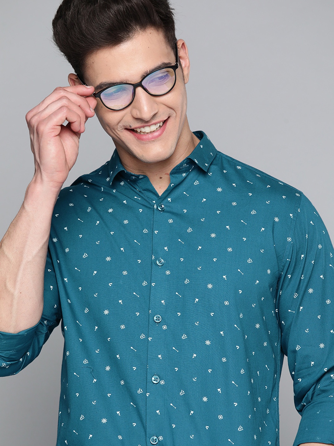 

Mast & Harbour Men Teal Printed Cotton Casual Shirt