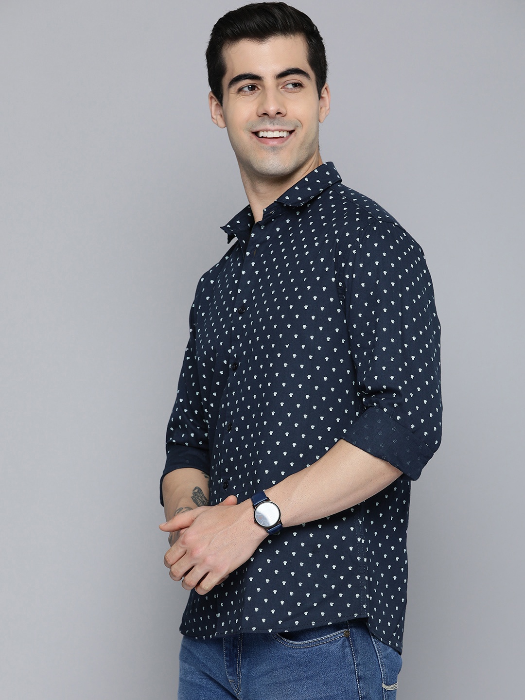

Mast & Harbour Men Navy Blue Ethnic Motifs Opaque Printed Pure Cotton Casual Shirt