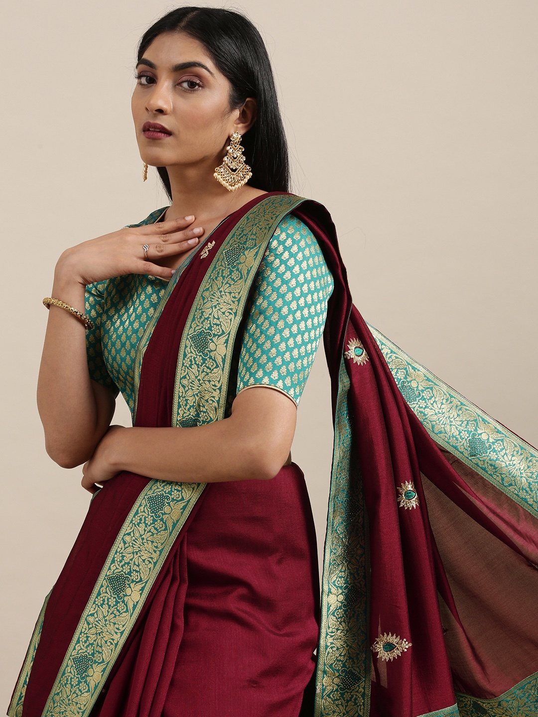 

NAKKASHI Maroon Embroidered Art Silk Saree