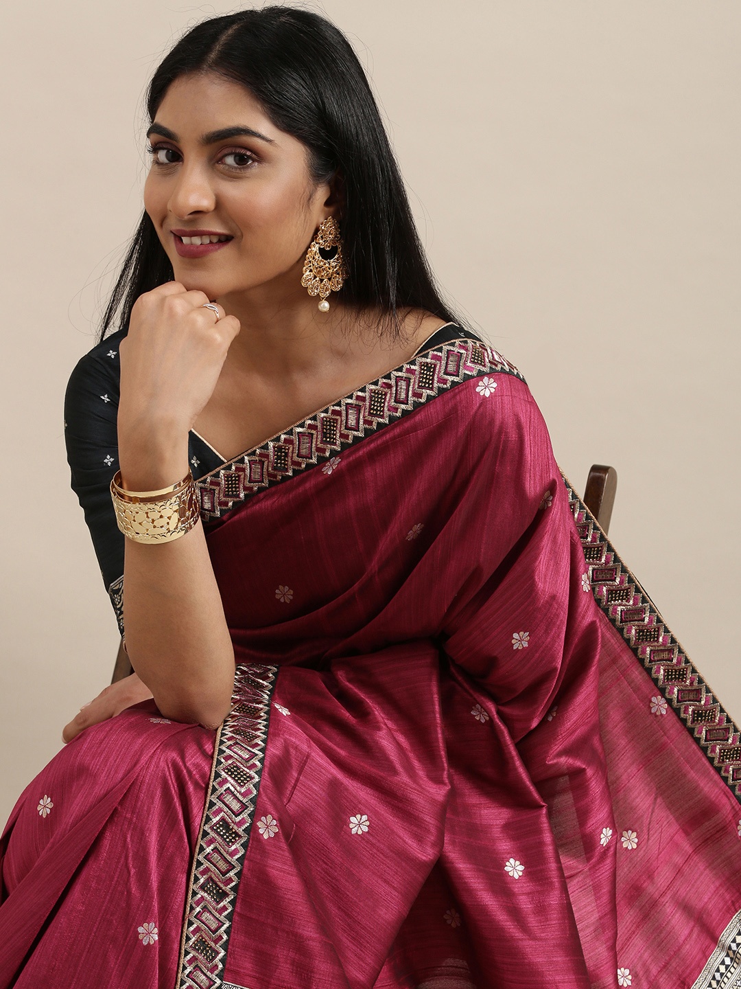 

NAKKASHI Pink Ethnic Motifs Art Silk Saree