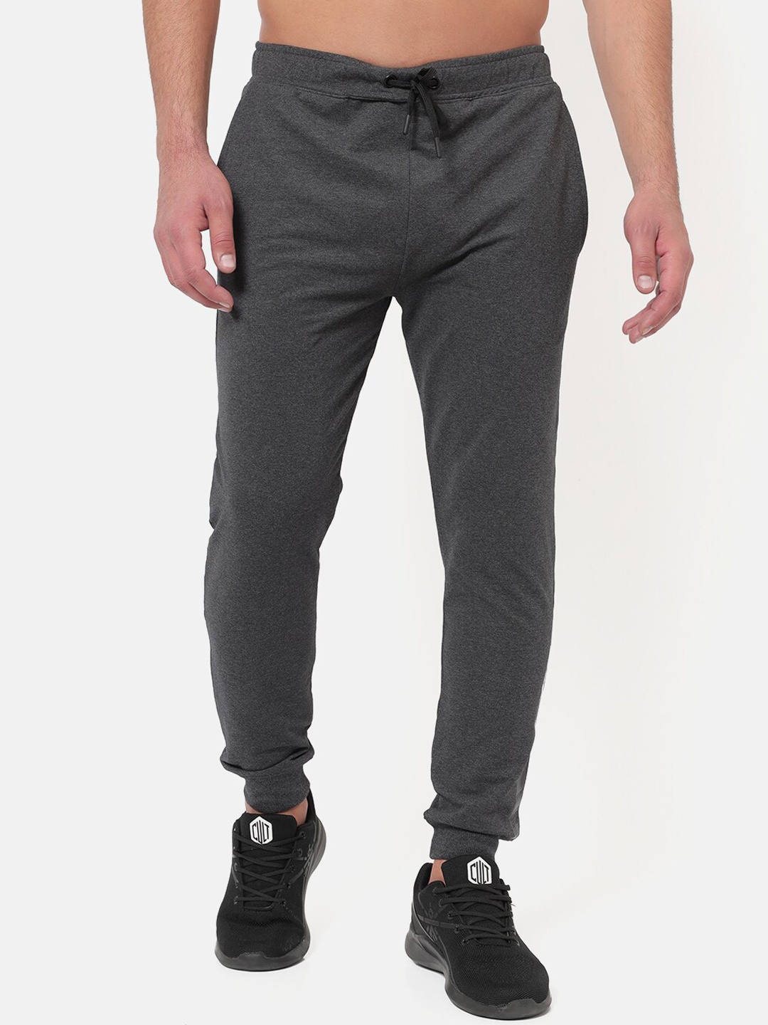 

Cultsport Men Grey Melange Coloured Solid Anti Microbial Joggers