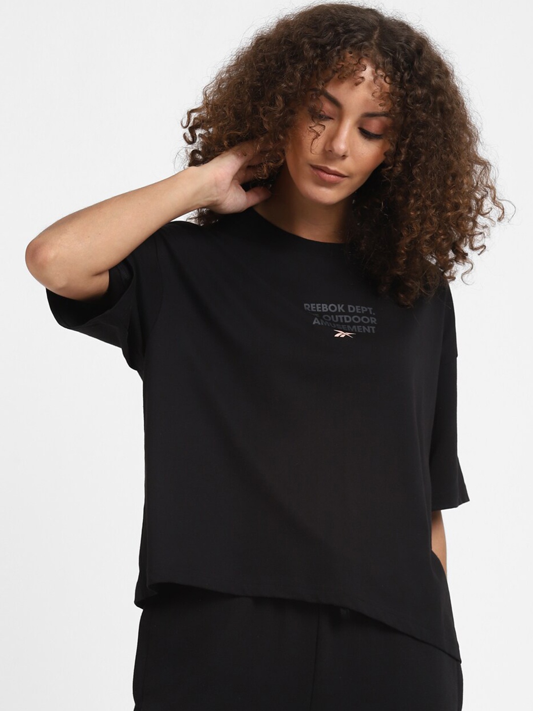 

Reebok Classic Women Black Slim Fit T-shirt