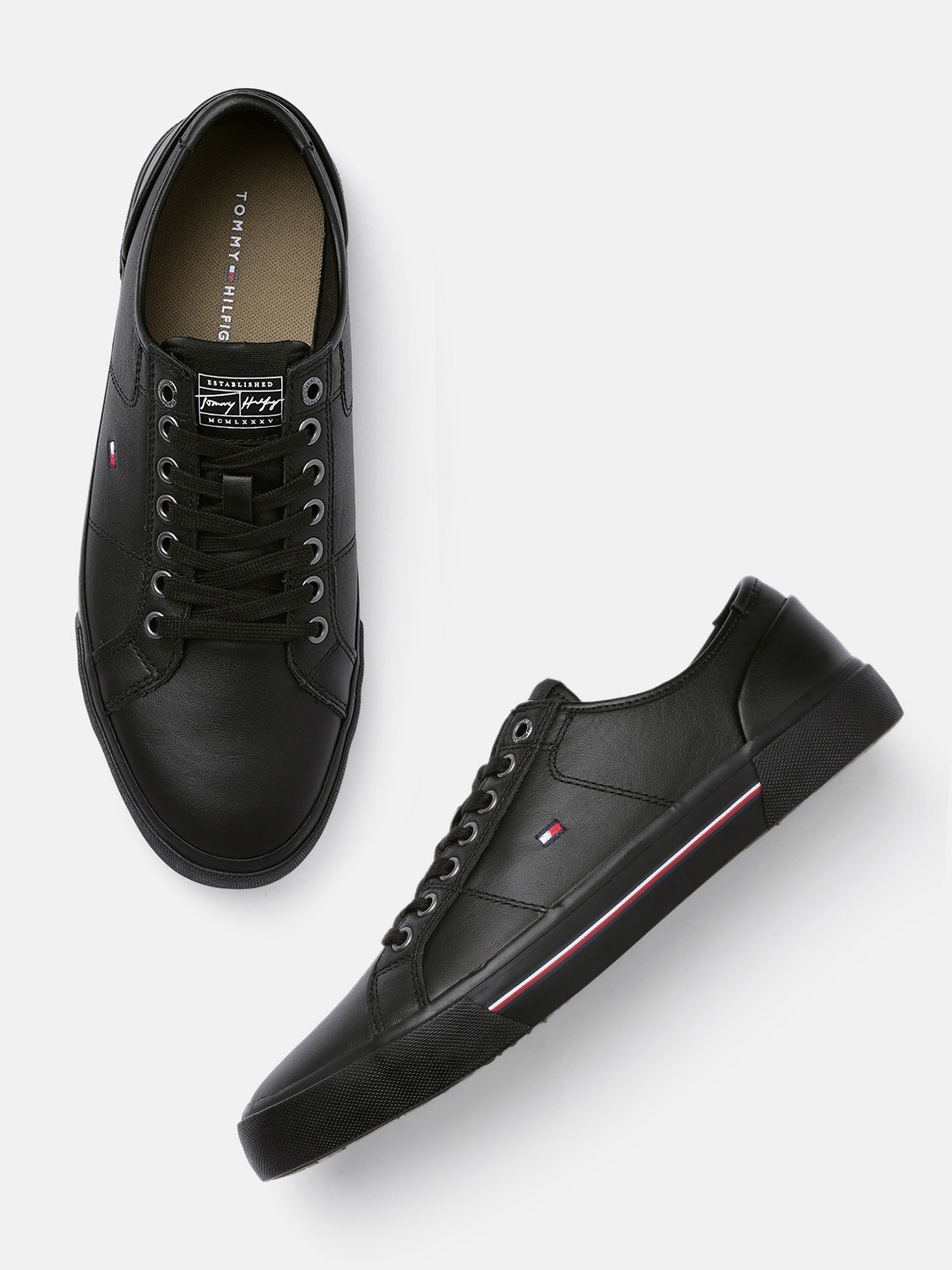

Tommy Hilfiger Men Black Leather Sneakers