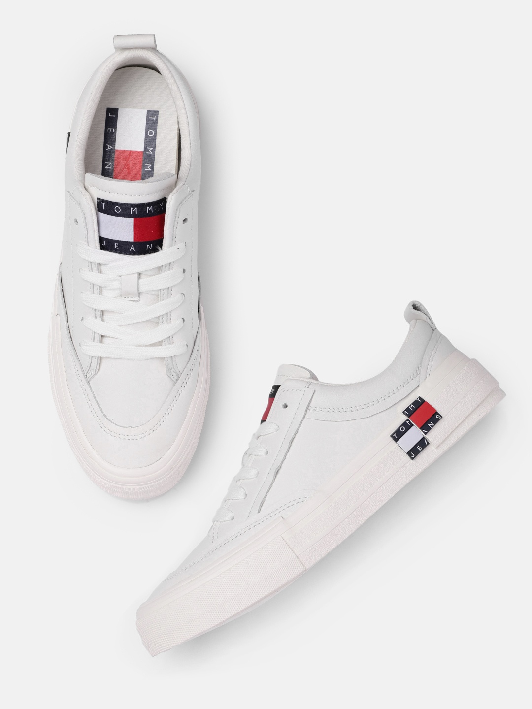 

Tommy Hilfiger Men White Leather Sneakers