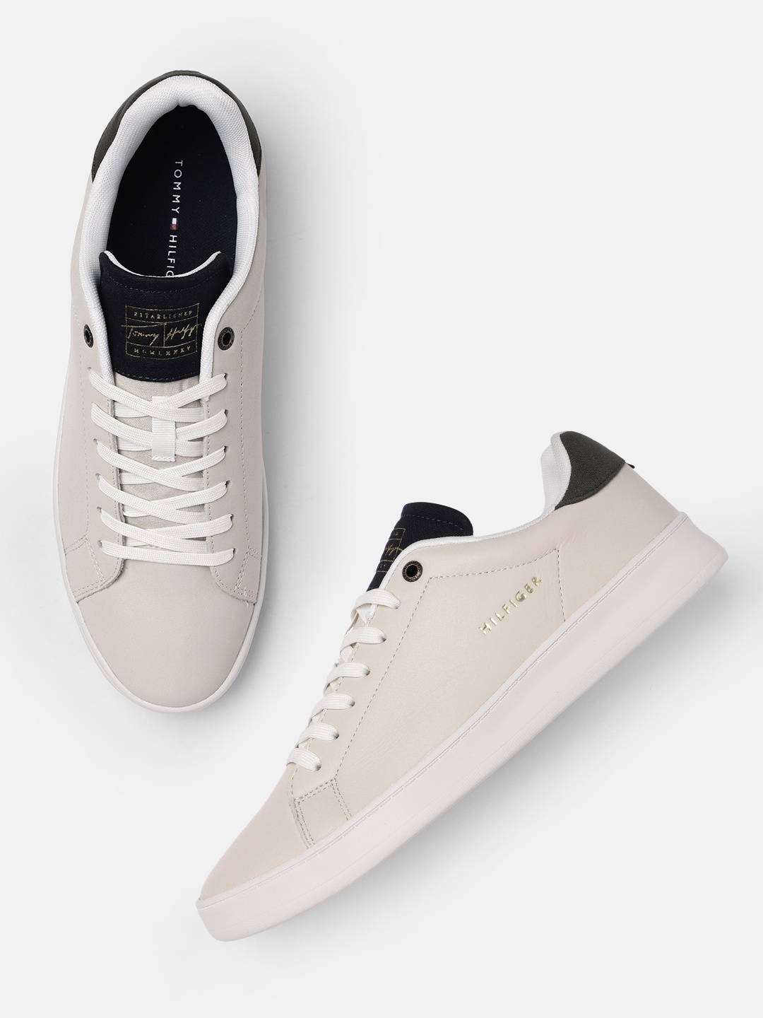 

Tommy Hilfiger Men Cream-Coloured Leather Sneakers