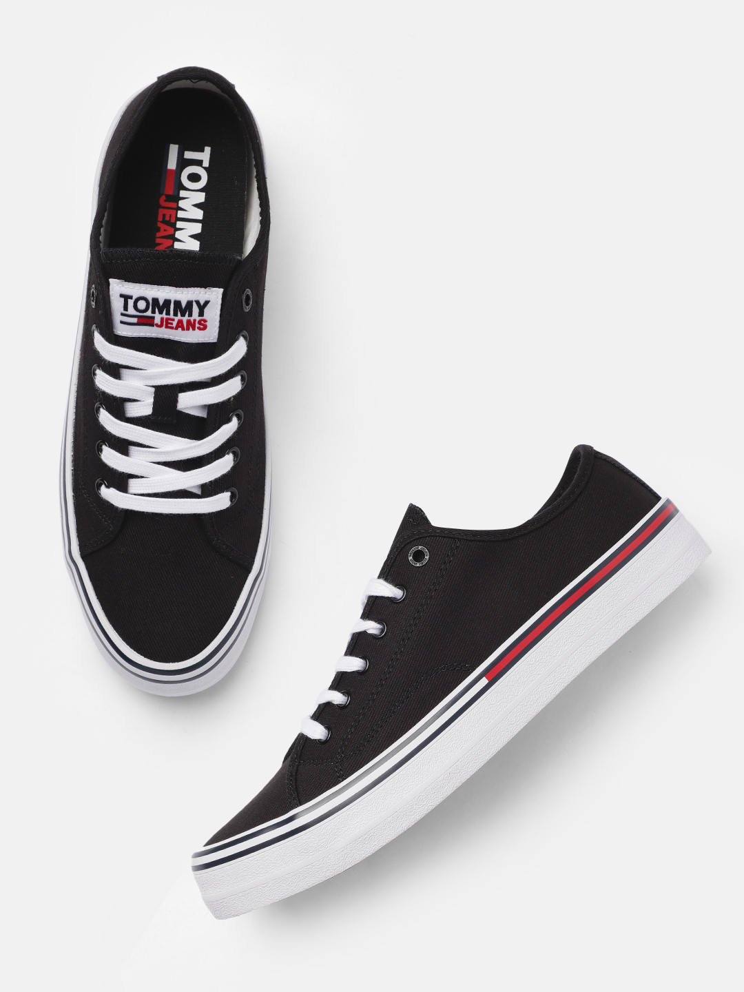 

Tommy Hilfiger Men Black Solid Sneakers