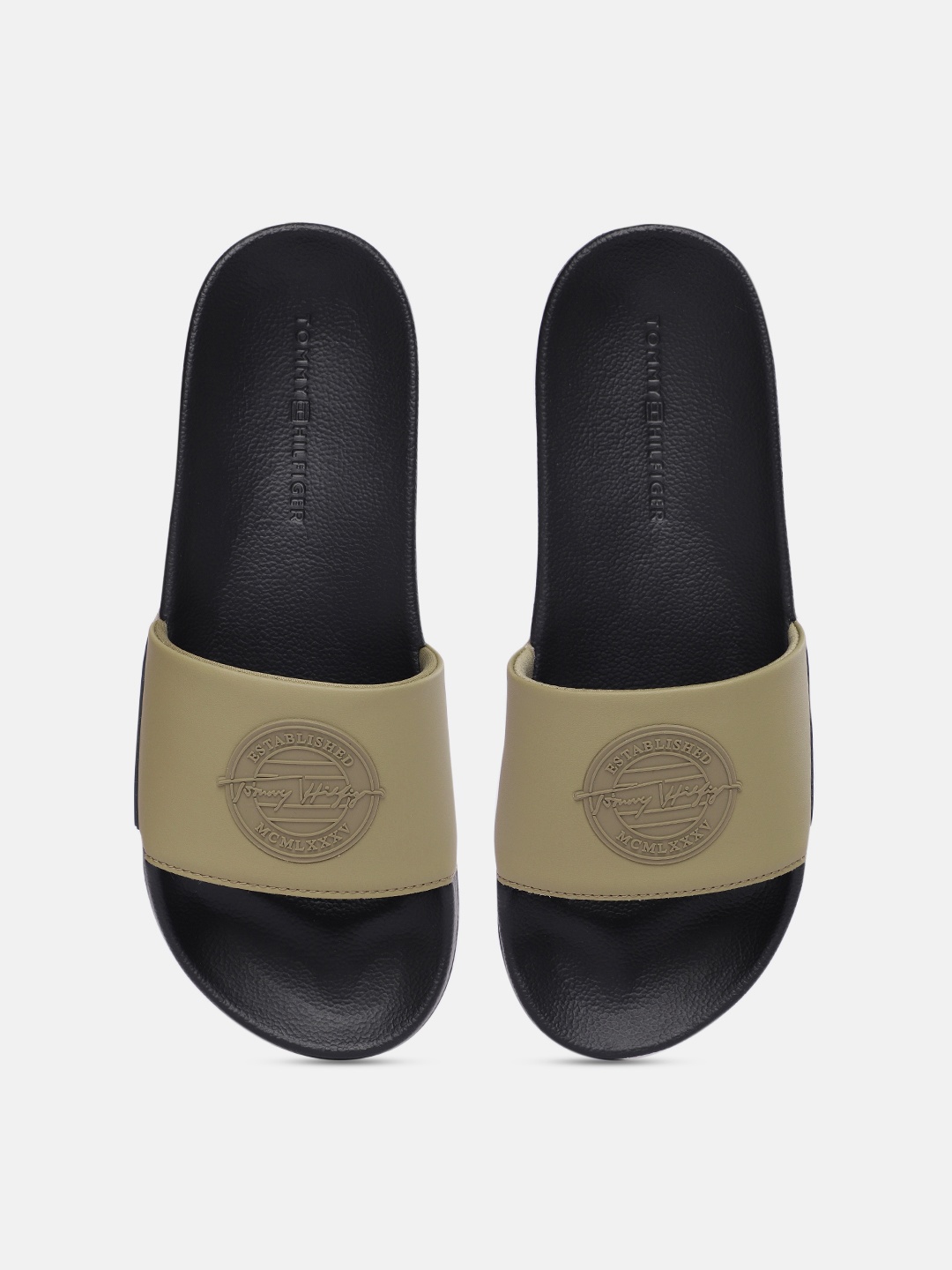 

Tommy Hilfiger Men Khaki & Black Printed Sliders