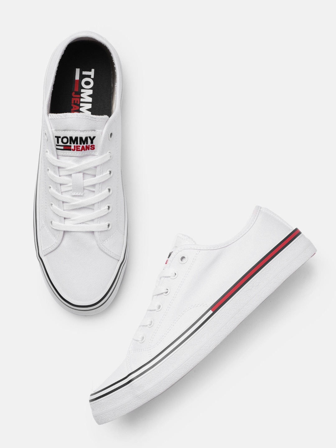 

Tommy Hilfiger Men White Solid Sneakers