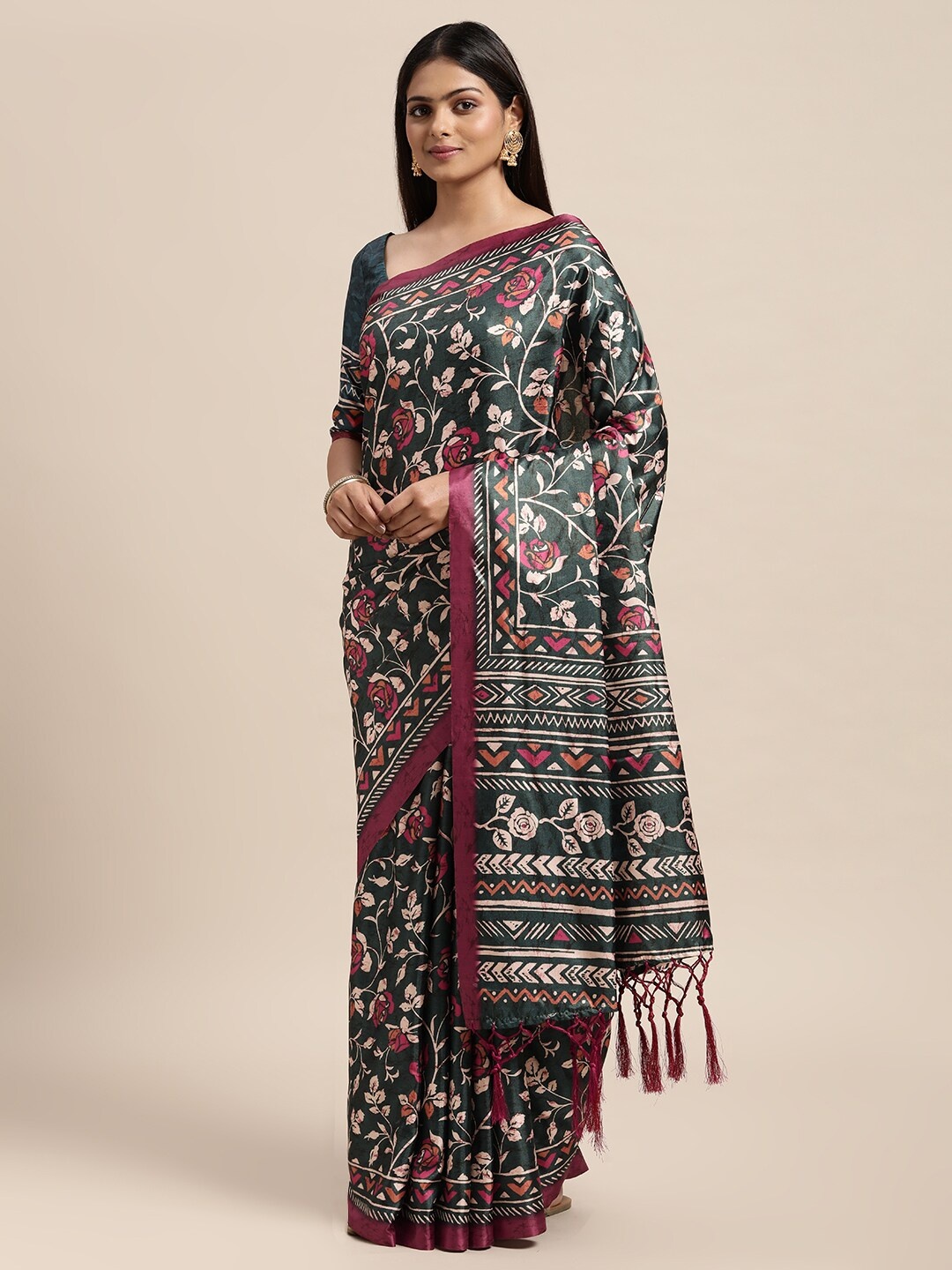 

Janasya Teal & White Floral Print Saree