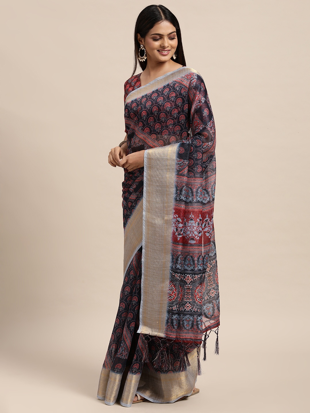 

Janasya Navy Blue & Maroon Ethnic Motifs Zari Silk Blend Chanderi Saree
