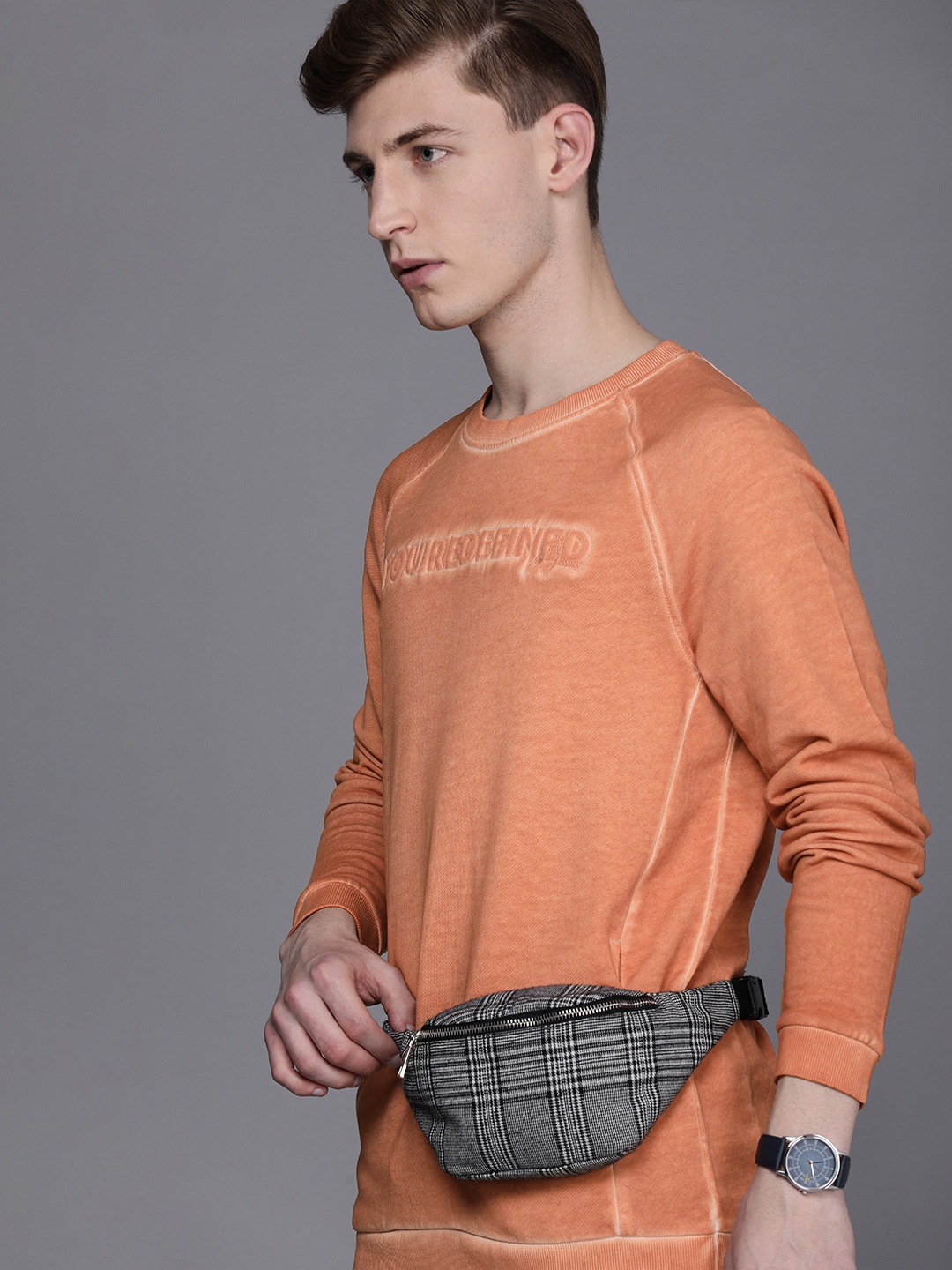 

Voi Jeans Men Coral Embroidered Tie & Dye Cotton Sweatshirt