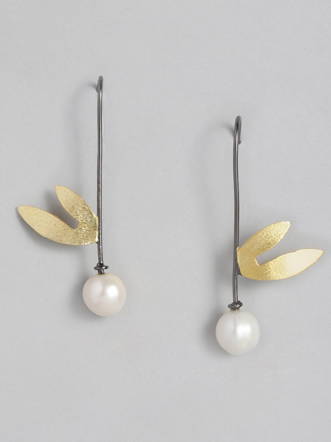 

EL REGALO Gold-Toned & White Leaf Shaped Drop Earrings