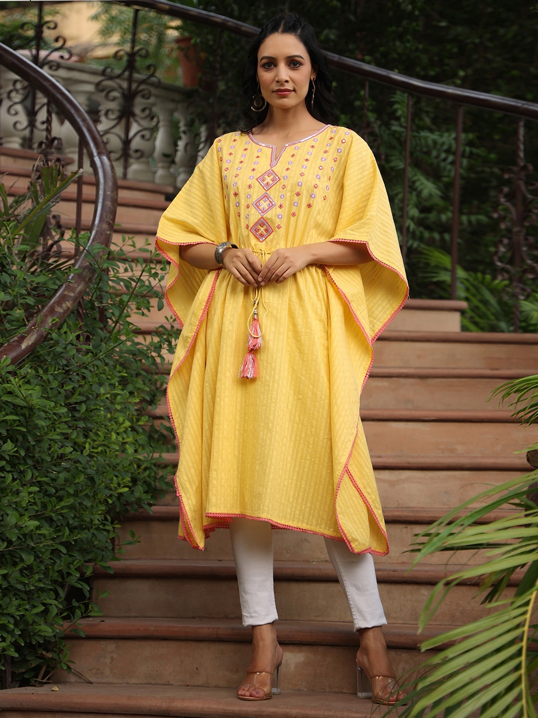 

Juniper Women Yellow Extended Sleeves Thread Work Dobby Kaftan Kurta