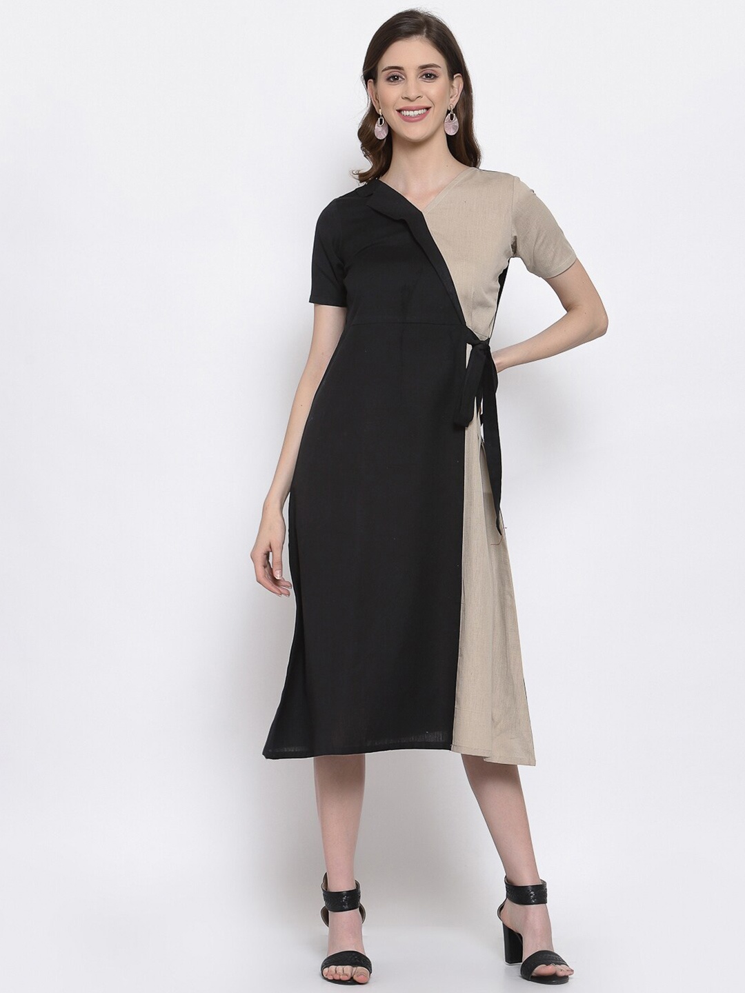

Selvia Black & Beige Cotton Colourblocked Wrap Midi Dress