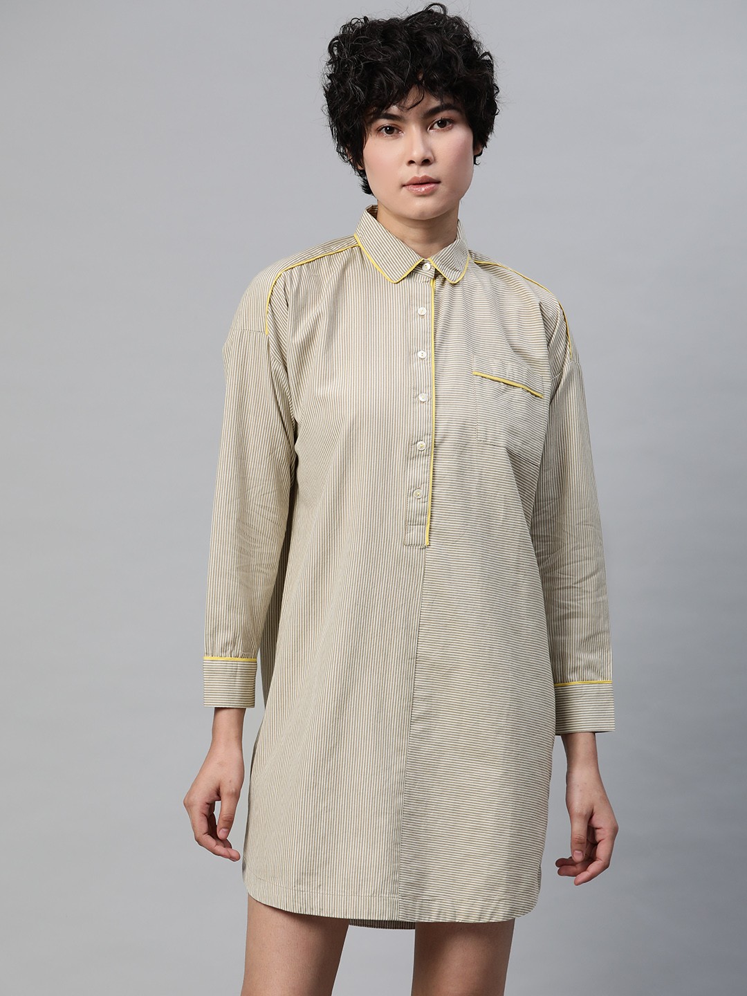 

Readiprint Fashions Cream-Coloured Striped Nightdress