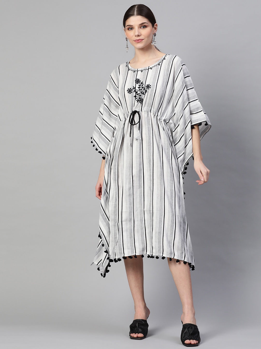 

Readiprint Fashions White Striped Nightdress