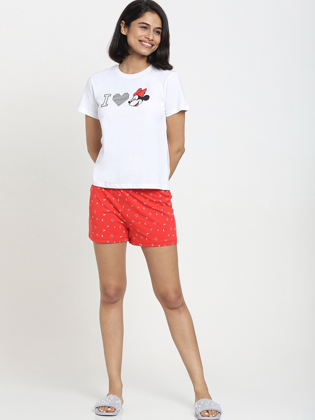 

Bewakoof Women White & Red Printed Pure Cotton T-shirt with Shorts