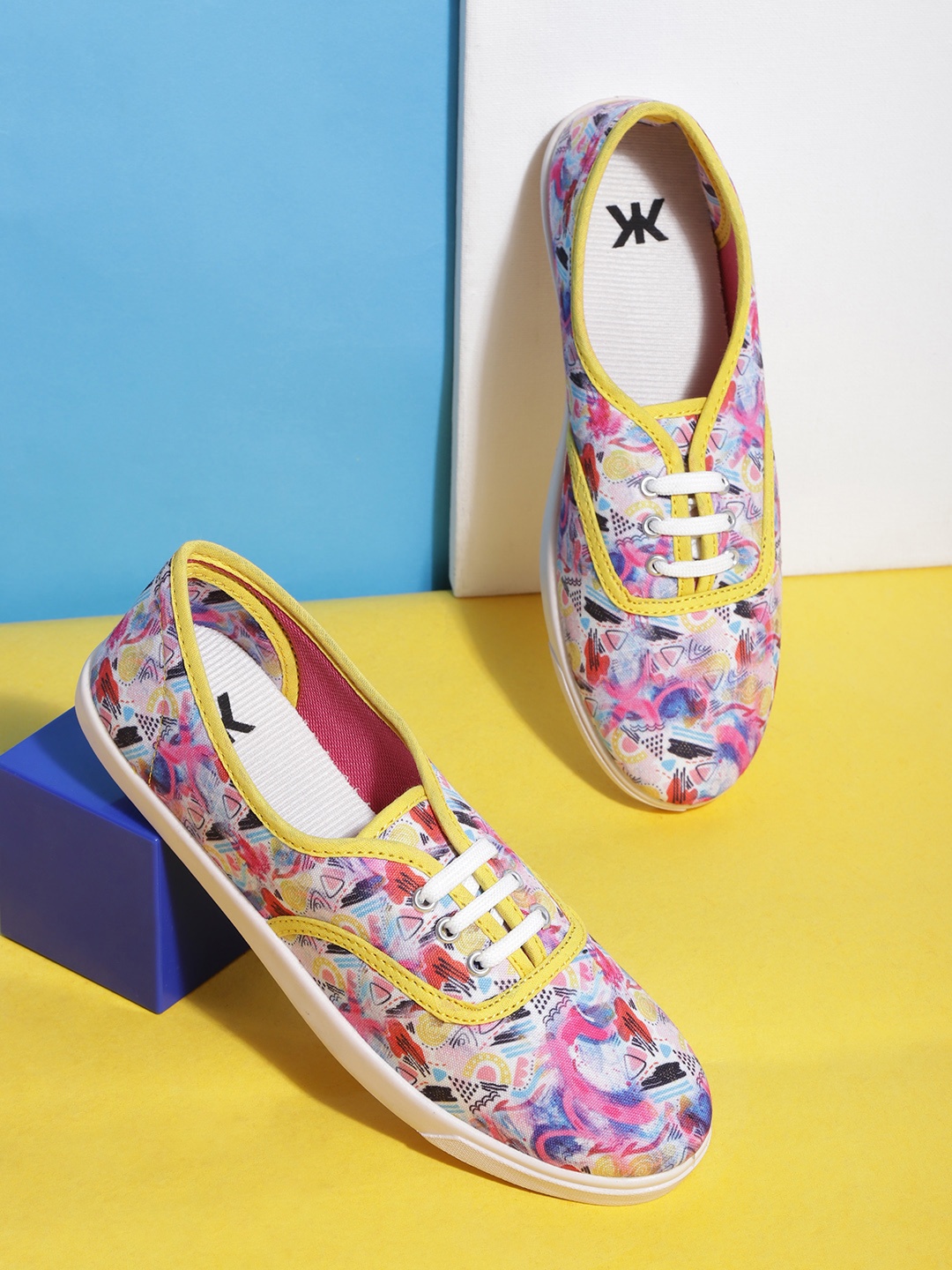

Kook N Keech Women Pink & Blue Printed Sneakers