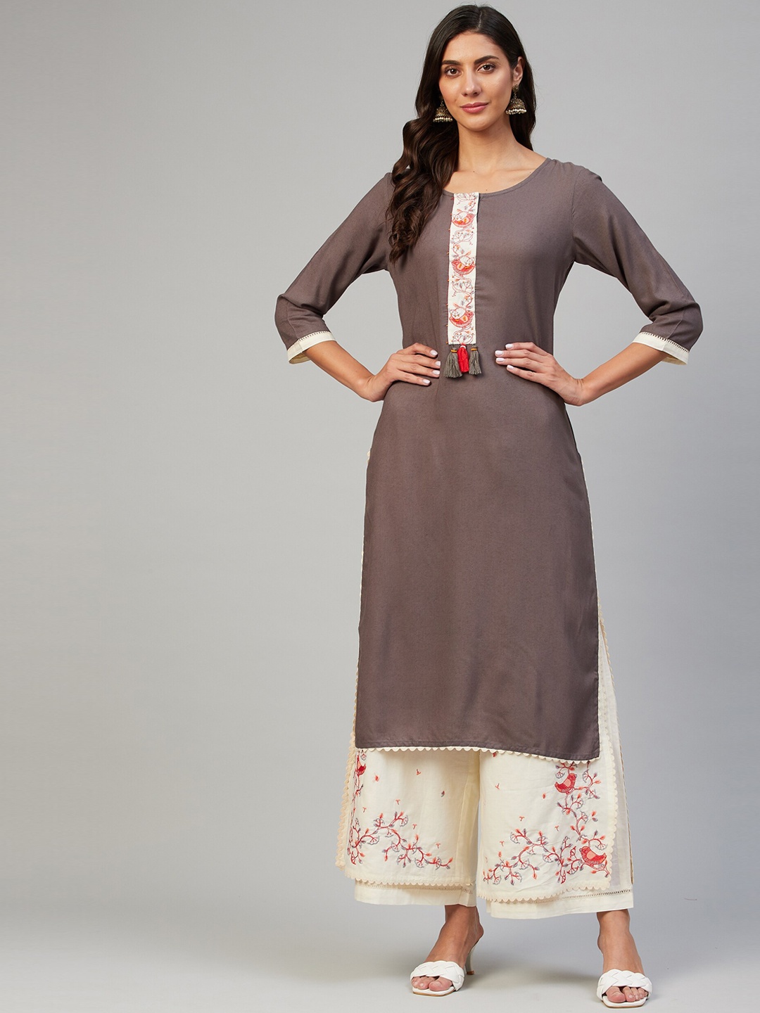 

VAABASTA Women Grey Floral Kurti with Palazzos