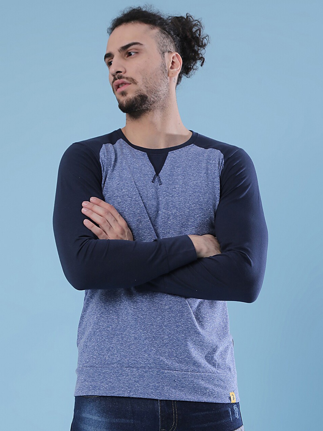 

Campus Sutra Men Blue Colourblocked Henley Neck Raw Edge Outdoor T-shirt