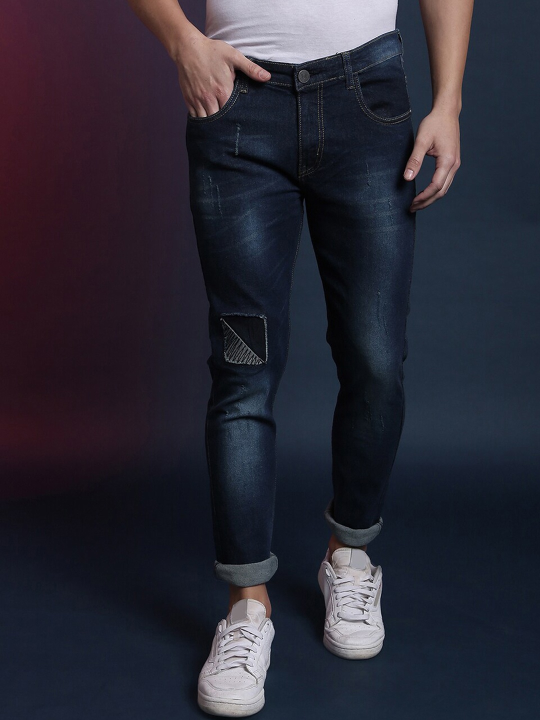 

Campus Sutra Men Navy Blue Super Mildly Distressed Light Fade Stretchable Jeans