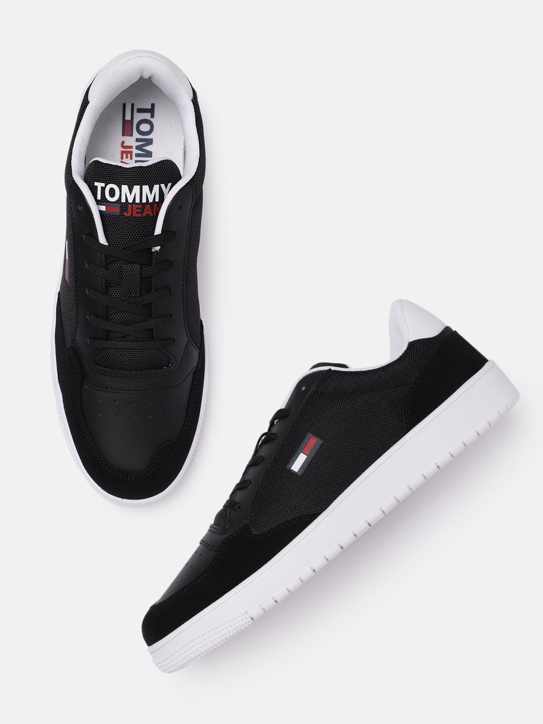 

Tommy Hilfiger Men Black Leather Sneakers