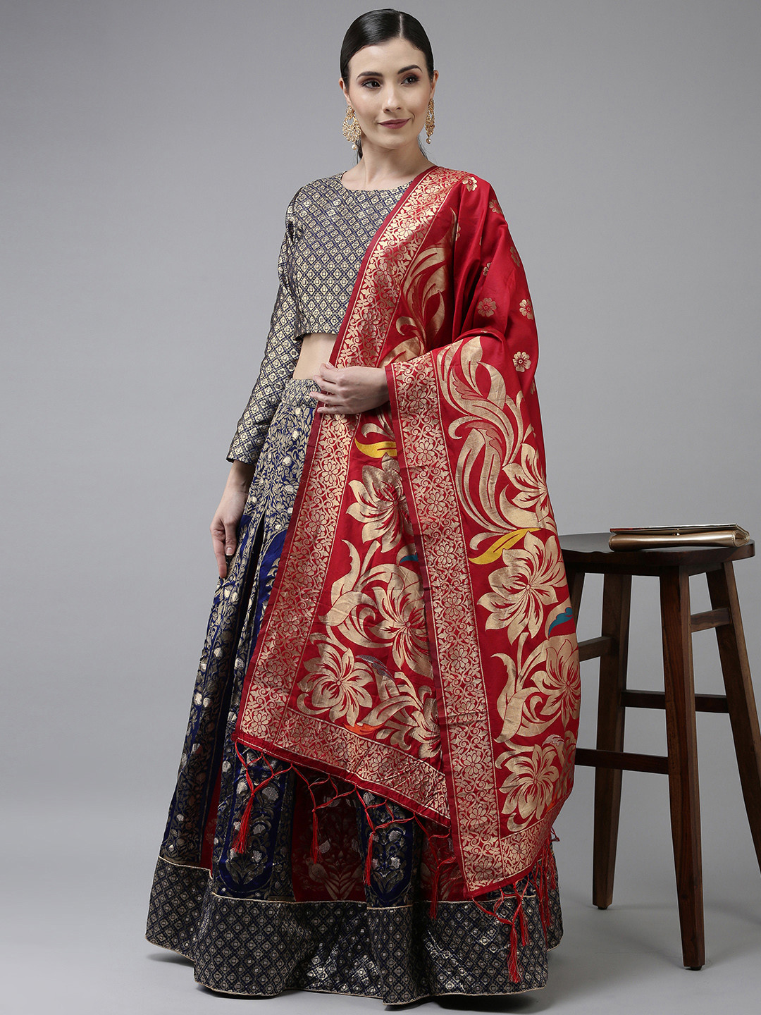 

DIVASTRI Red & Navy Blue Semi-Stitched Lehenga & Unstitched Blouse With Dupatta