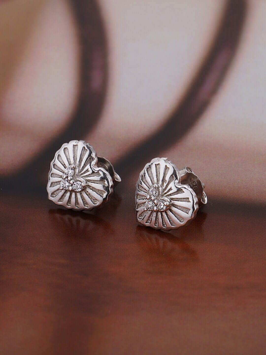 

VANBELLE 925 Sterling Silver-Toned Heart Shaped Studs Earrings