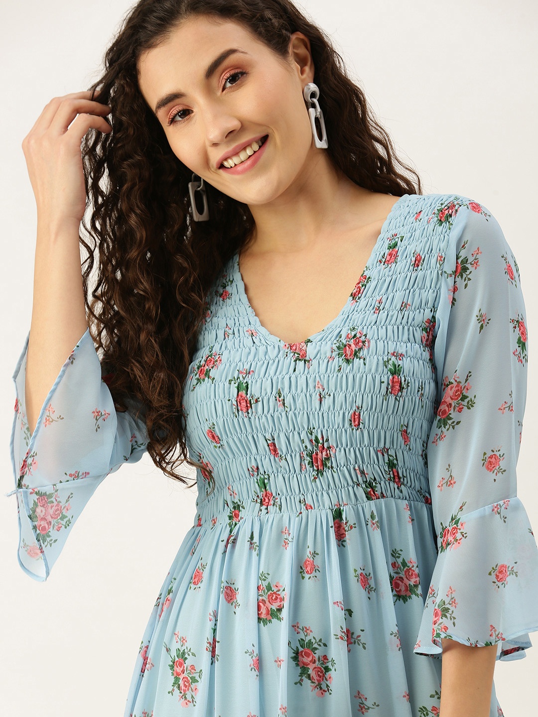 

MELOSO Blue Floral Trapeze Smocked Georgette Maxi Dress