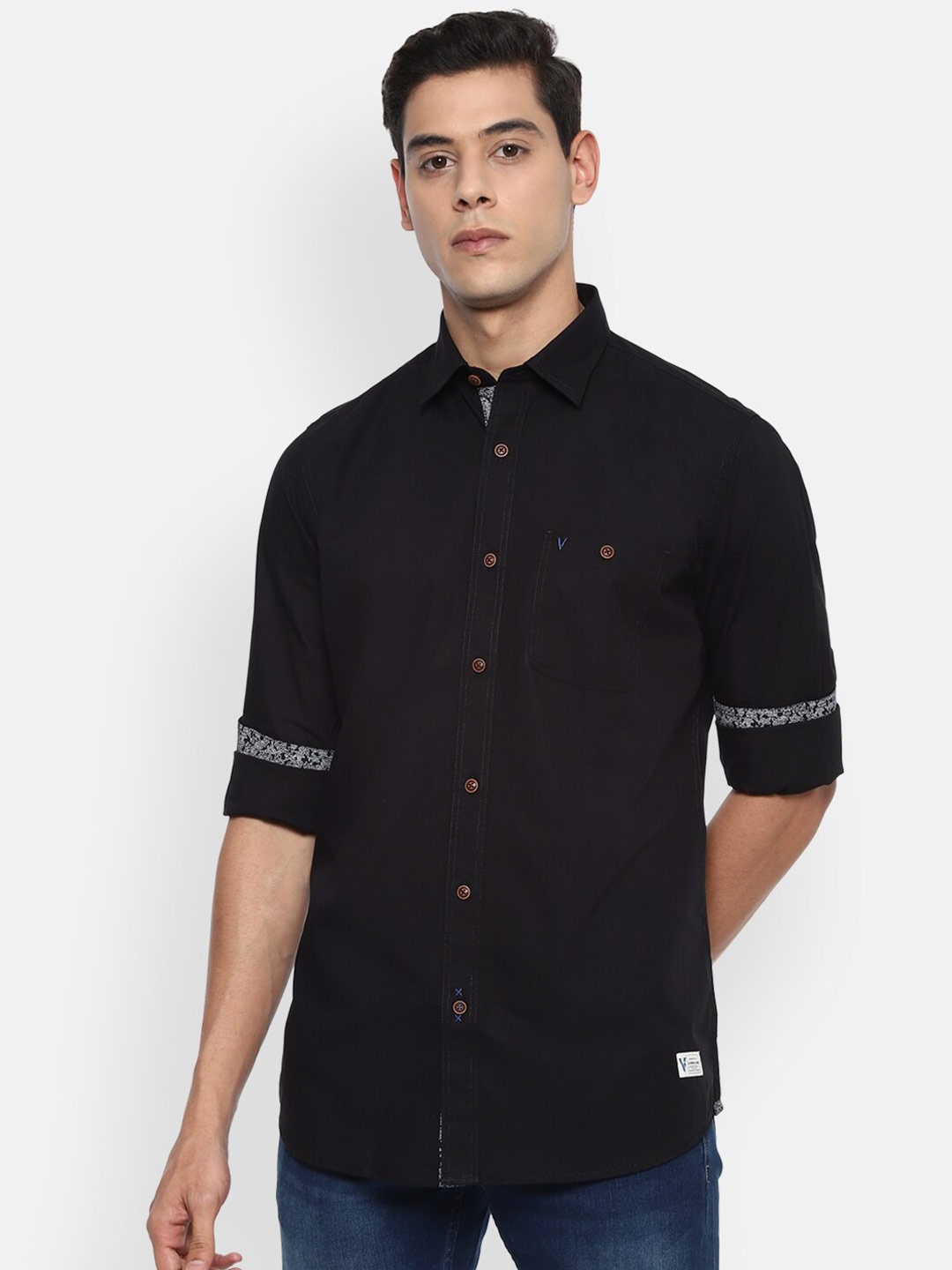 

VAN HEUSEN DENIM LABS Men Black Slim Fit Opaque Casual Shirt