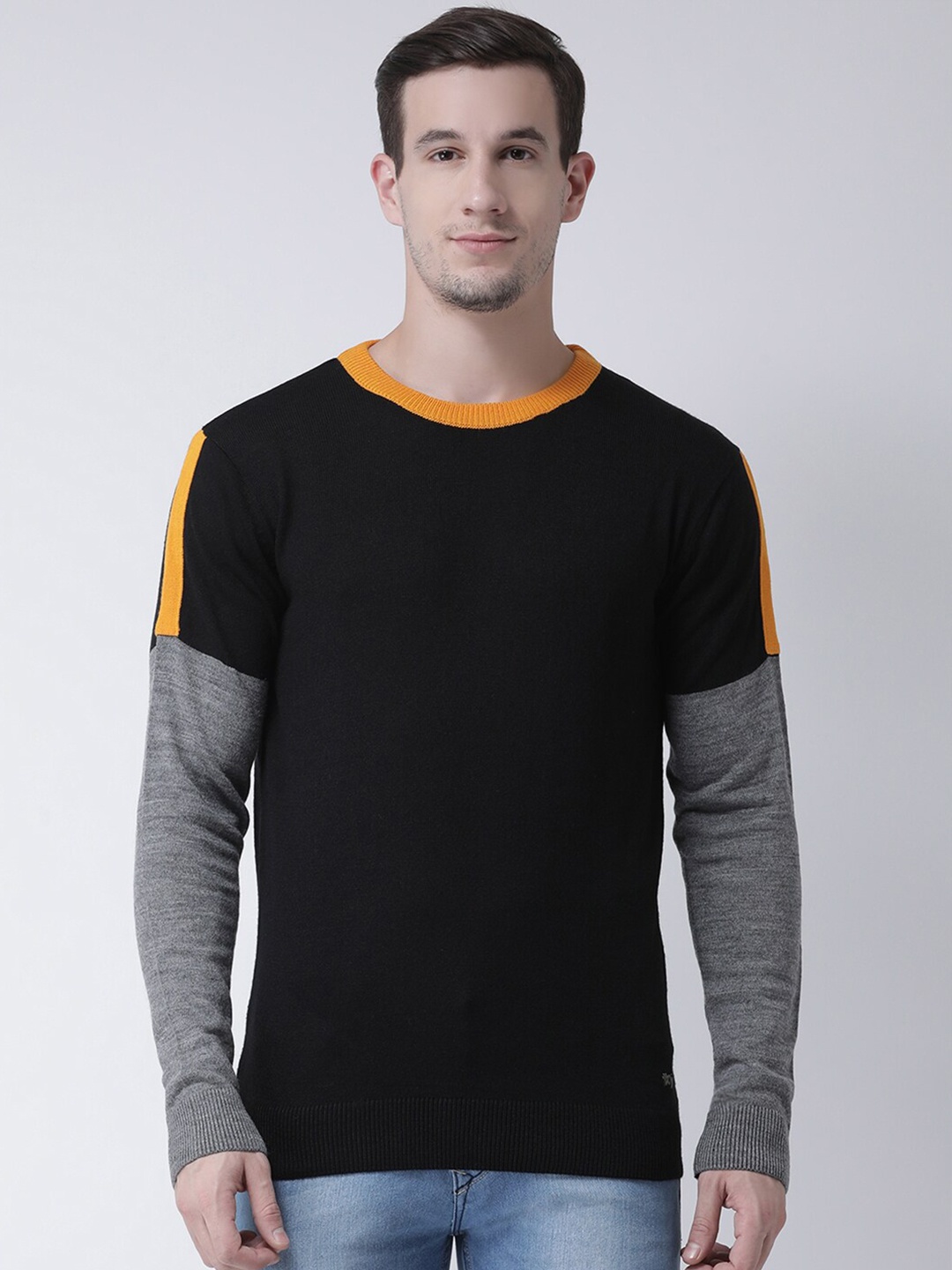 

Club York Men Black & Grey Acrylic Pullover