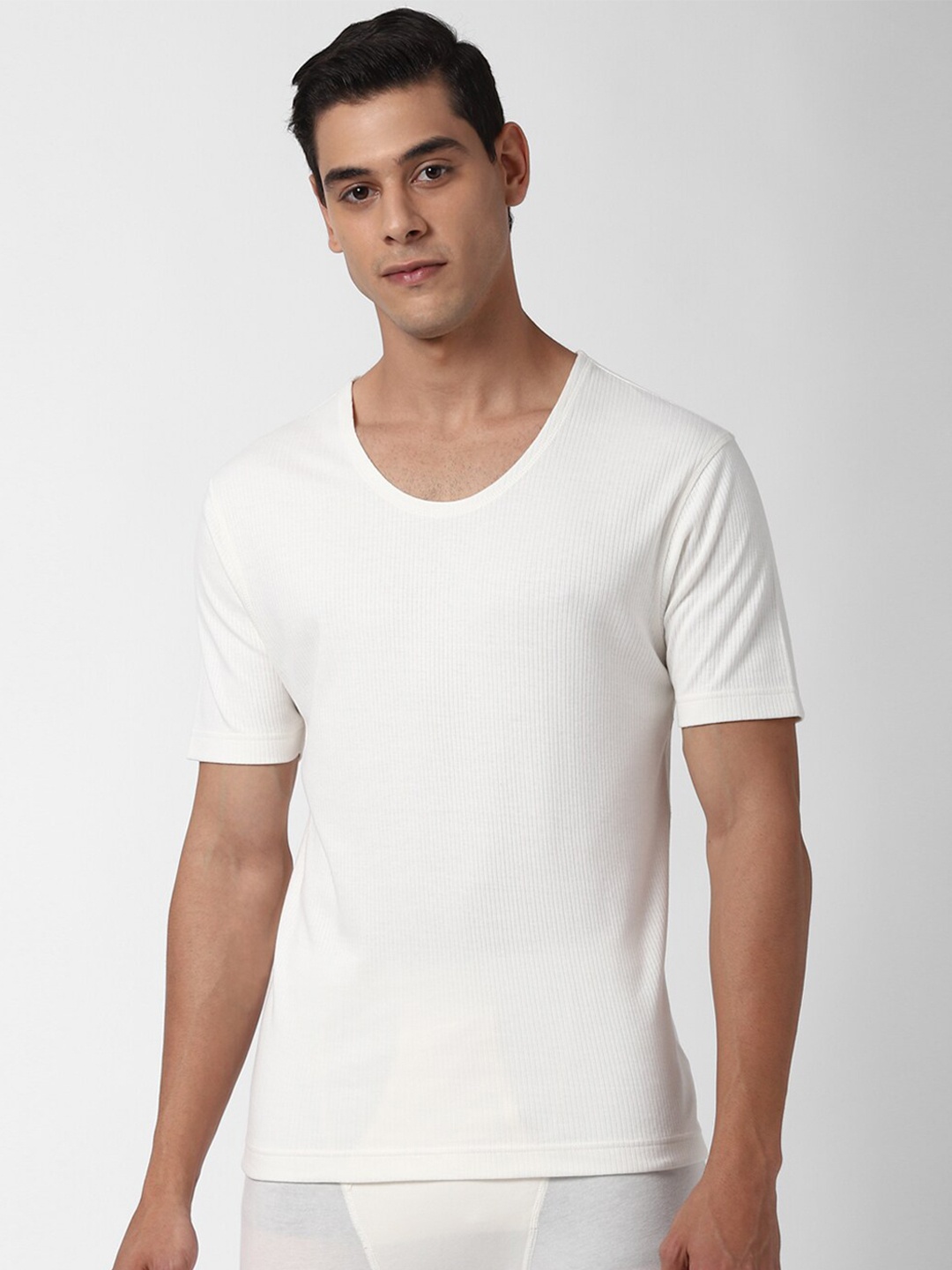 

Peter England Men White Regular Fit T-shirt