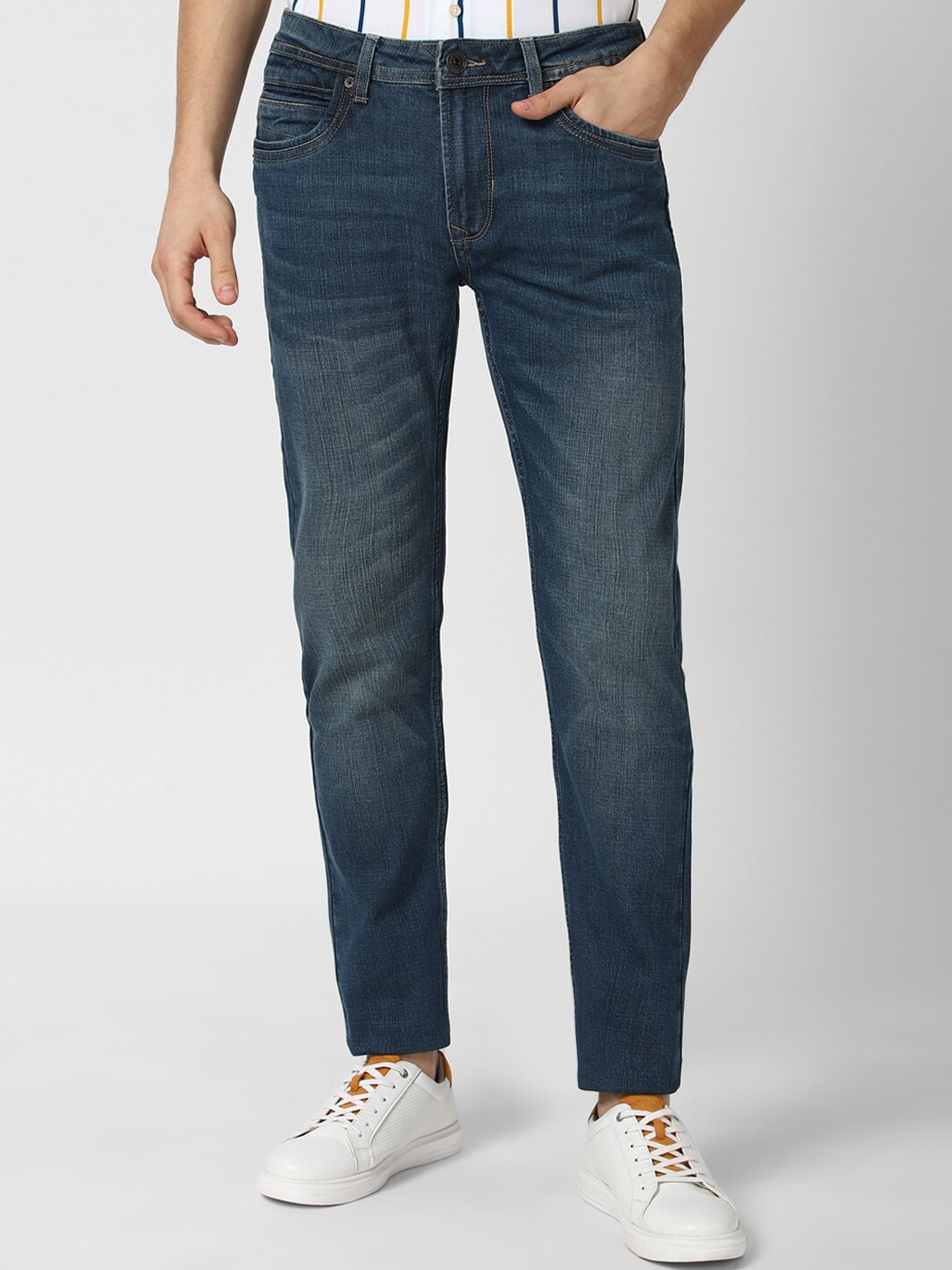 

Peter England Casuals Men Blue Slim Fit Light Fade Jeans