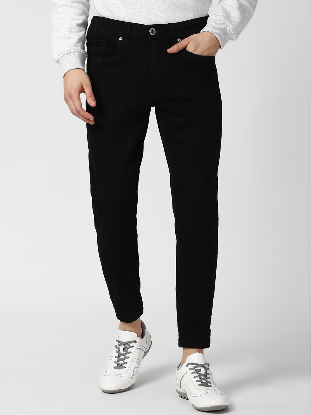 

Peter England Casuals Men Black Jeans