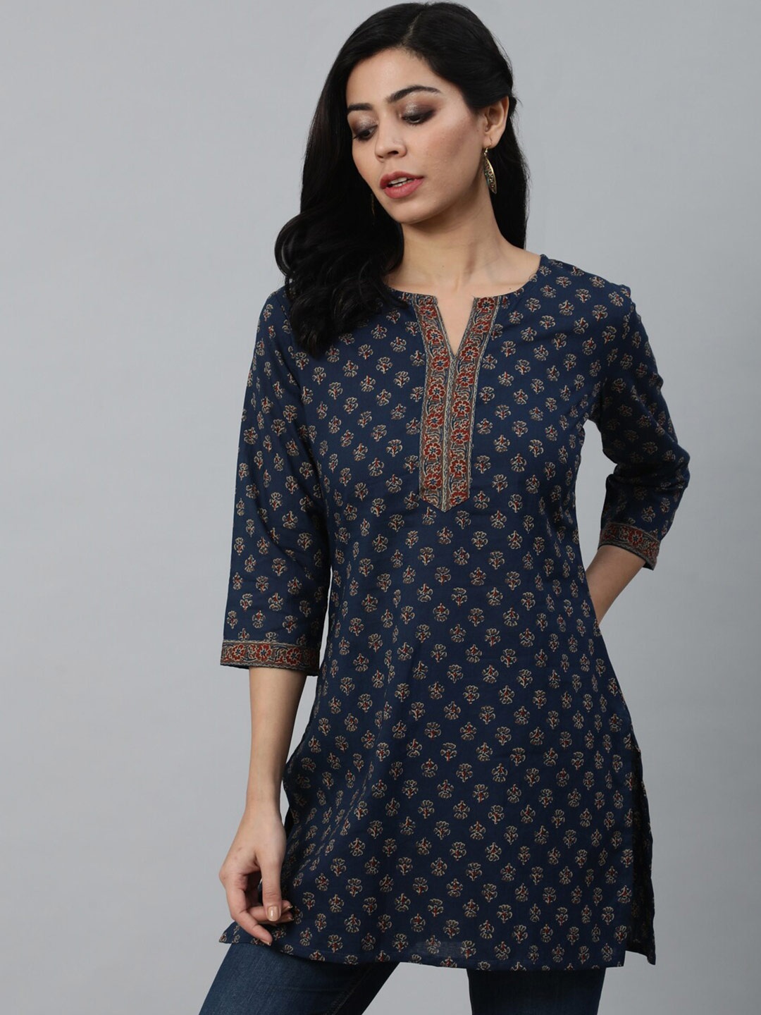 

Nayo Navy Blue & Maroon Printed Tunic