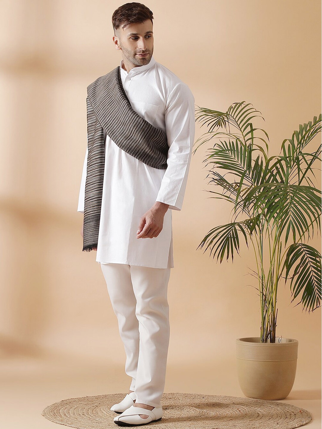

SHINGORA Men Grey Striped Woven Design Woolen Shawl
