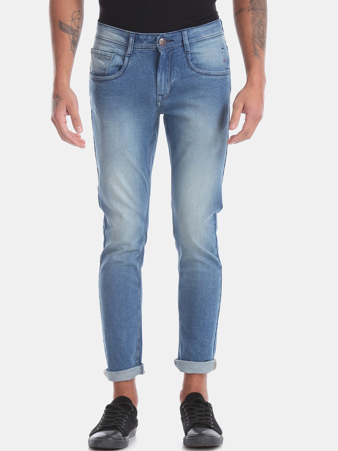 

RUF & TUF Men Blue Slim Fit Low Distress Heavy Fade Jeans