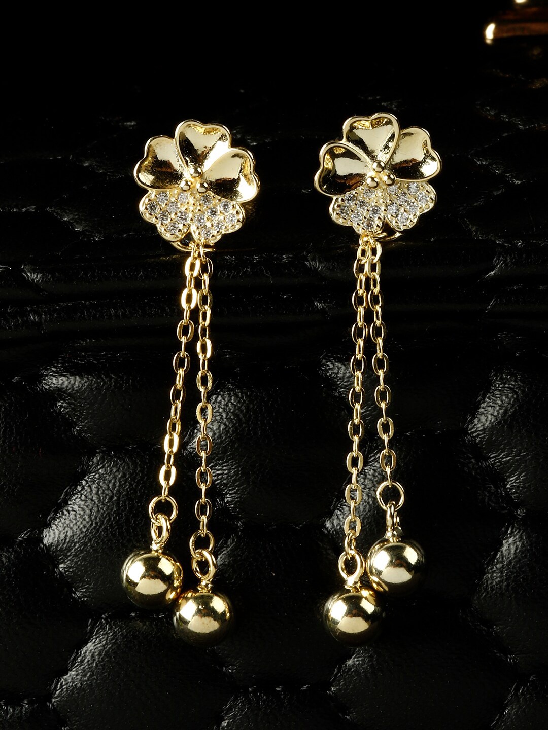 

GIVA 925 Sterling Silver 18k Gold Plated Clover Dangle Earrings