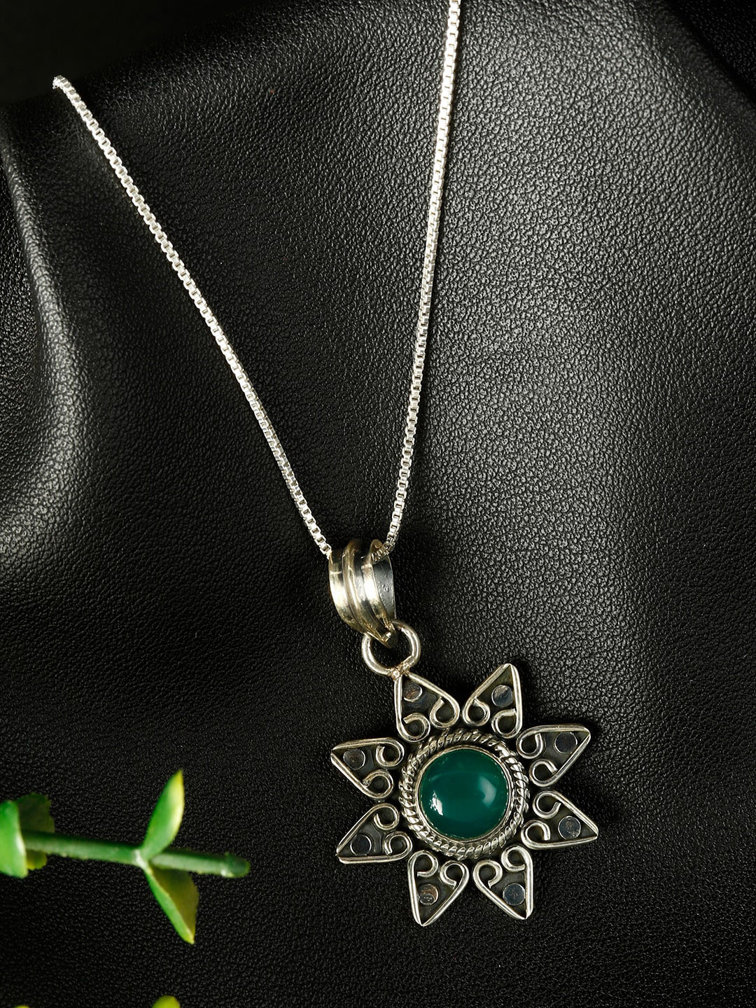 

GIVA 925 Sterling Silver Oxidised Silver-Toned & Green Stone-Studded Pendant With Chain