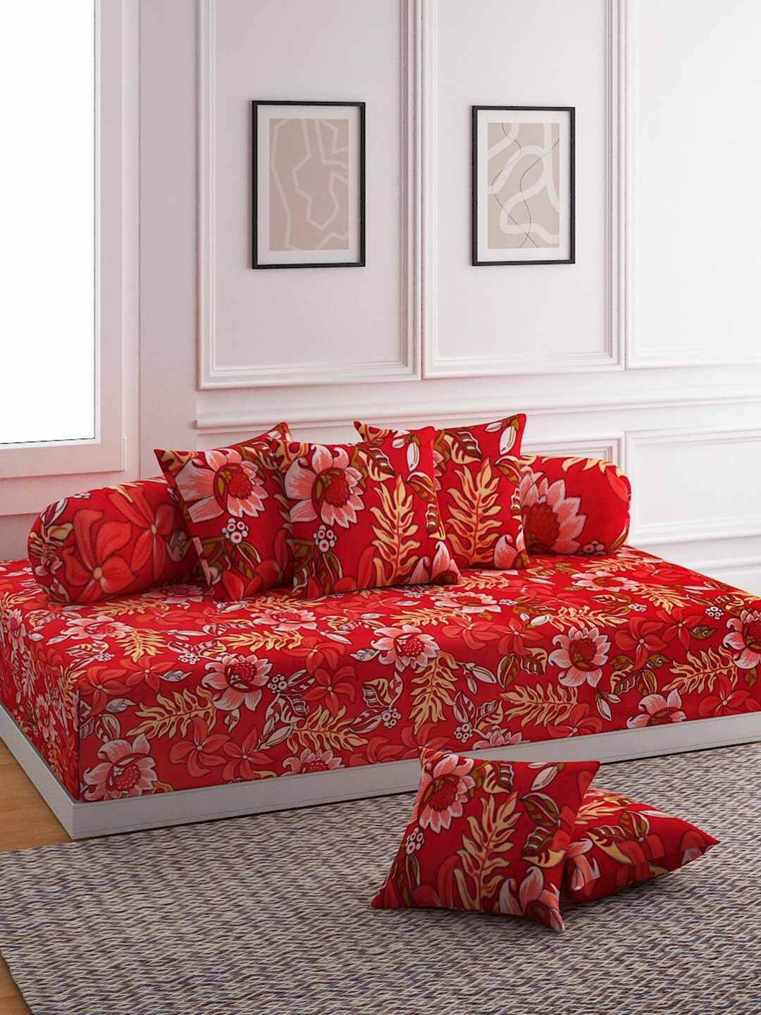 

ROMEE 8 Pcs Red & Pink Printed Single Bed Cover With Cushion & Bolster Covers