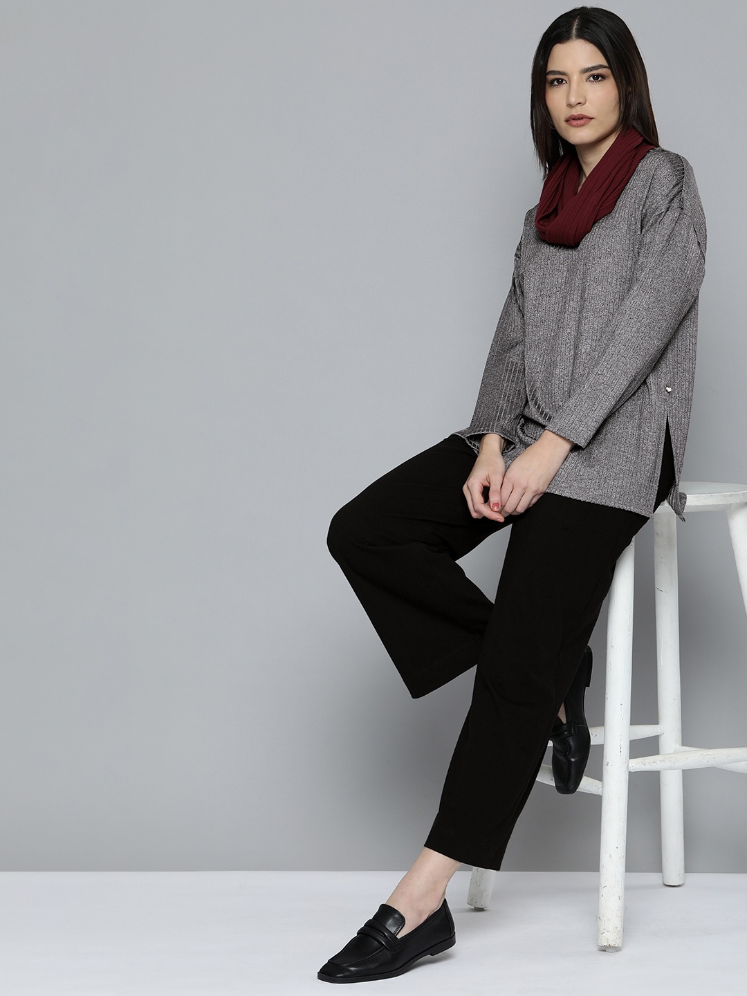 

Chemistry Women Grey Self-Design Top with Culottes & Snood